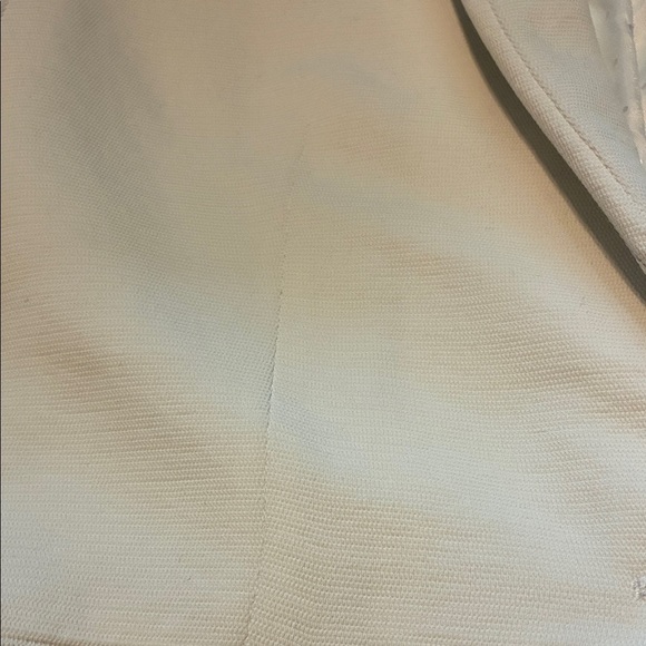 RW&CO. Elegant Off White Blazer - Picture 9 of 16